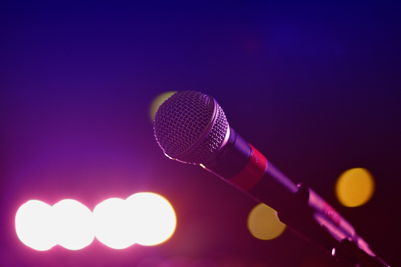 audio, microphone, bokeh lights-1851517.jpg